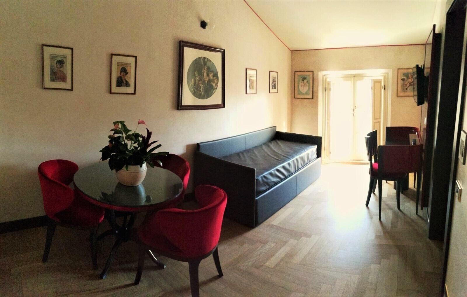 Hotel Verdi Boutique Hotel Parma Esterno foto