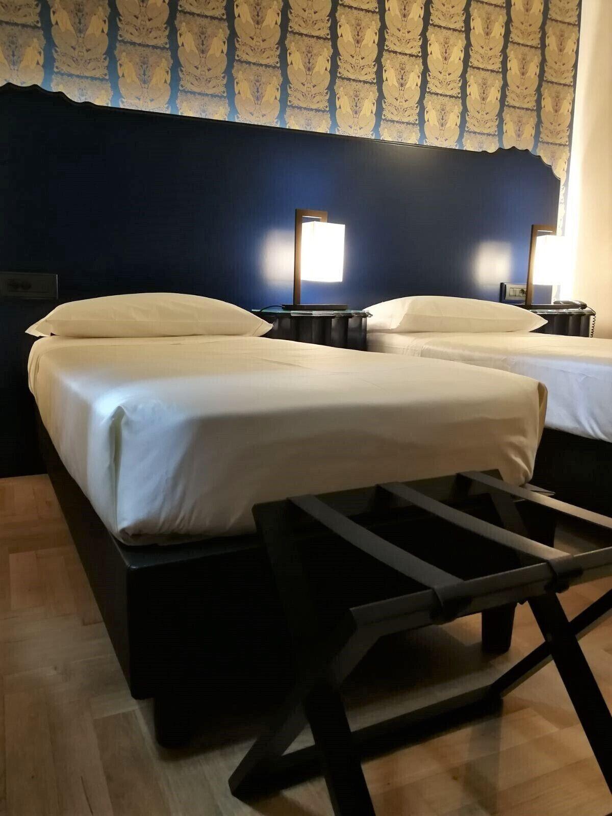 Hotel Verdi Boutique Hotel Parma Esterno foto