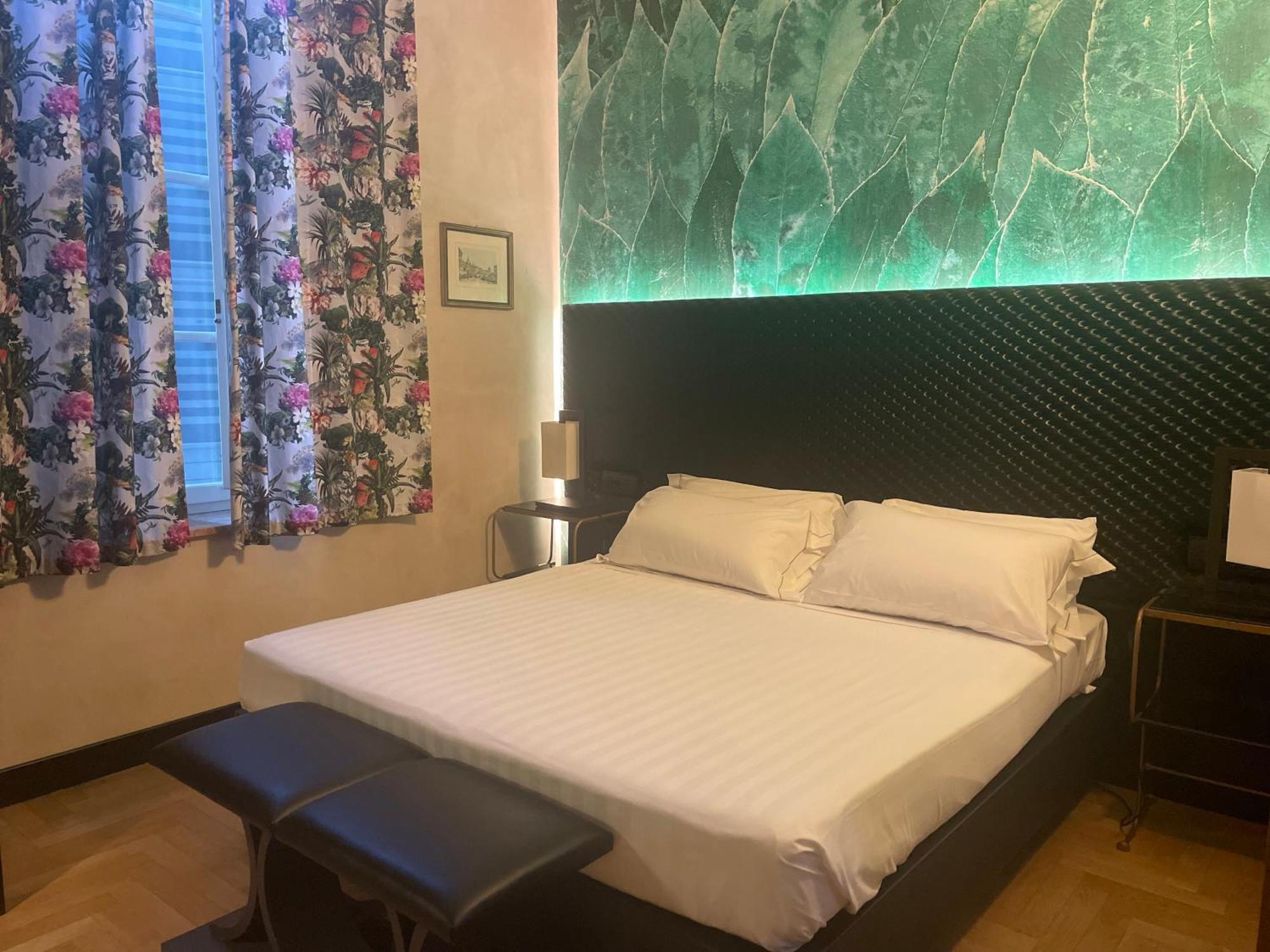 Hotel Verdi Boutique Hotel Parma Esterno foto